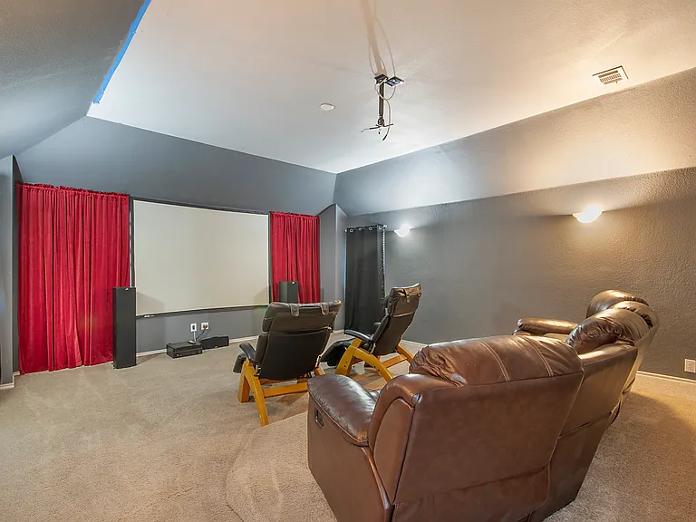 8172 Peacock Ln — Photo 25