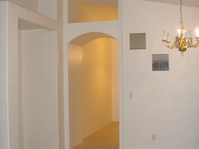 14211 Sandy Ridge Ct — Photo 3