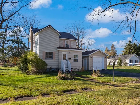 5893 Draper St, Wolcott, NY 14590