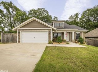 2905 Gillis Dr, Benton, AR 72015