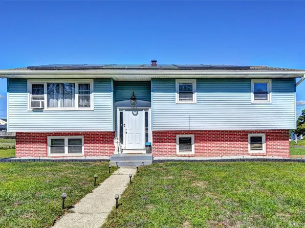 1 Polly Kay Drive, Middletown, NY 10940