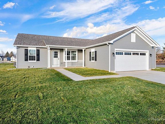 3rd image of 300 Savannah Dr