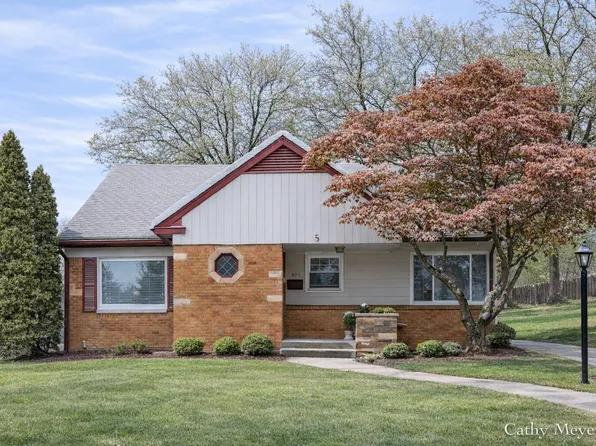 809 Everglade Dr SE, Grand Rapids, MI 49507