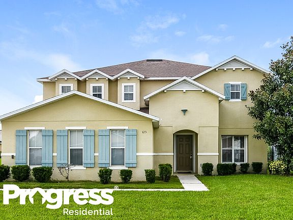 4th image of 325 Country Cottage Ln