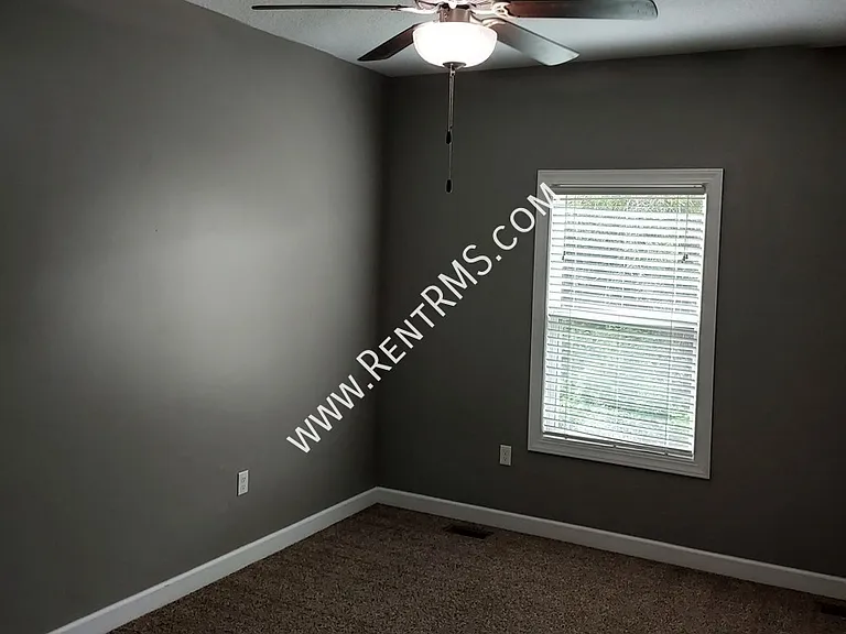 4405 SE Gemstone Ln — Photo 12