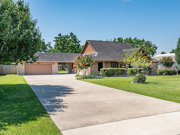 2nd image of 3402 Ronnie Dr
