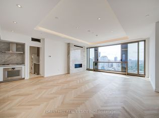 1315 Bay St #2302, Toronto, ON M5R 2C4