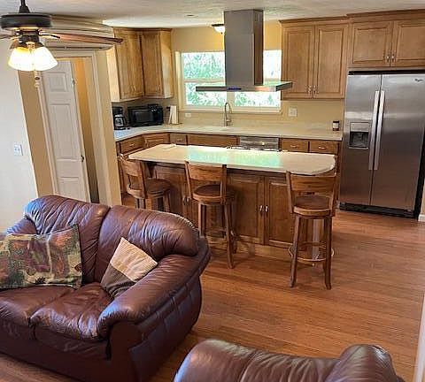 5th image of 771 Elderberry Ln