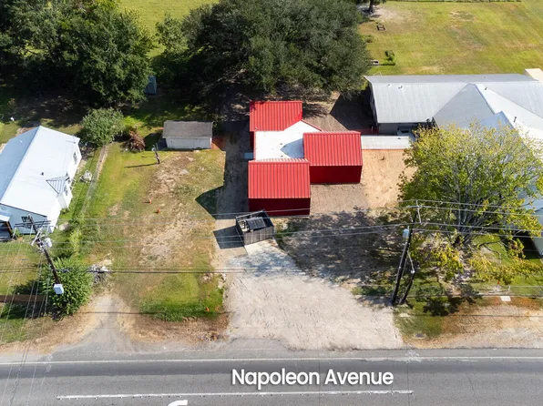 657 Napoleon Ave, Sunset, LA 70584