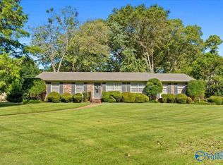 1009 Dellwood Rd SE, Huntsville, AL 35802