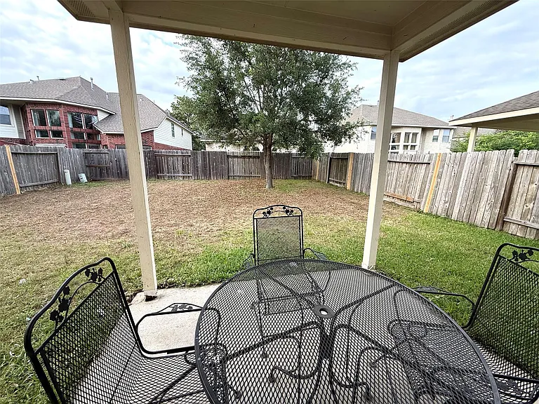 26430 Richwood Oaks Dr — Photo 27
