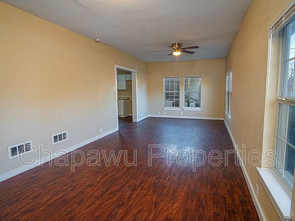 4th image of 526 Cooper St