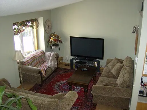 Maple Knoll Way NW — Photo 13