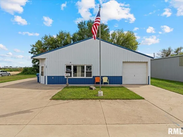 503 1st St, De Witt, IA 52742