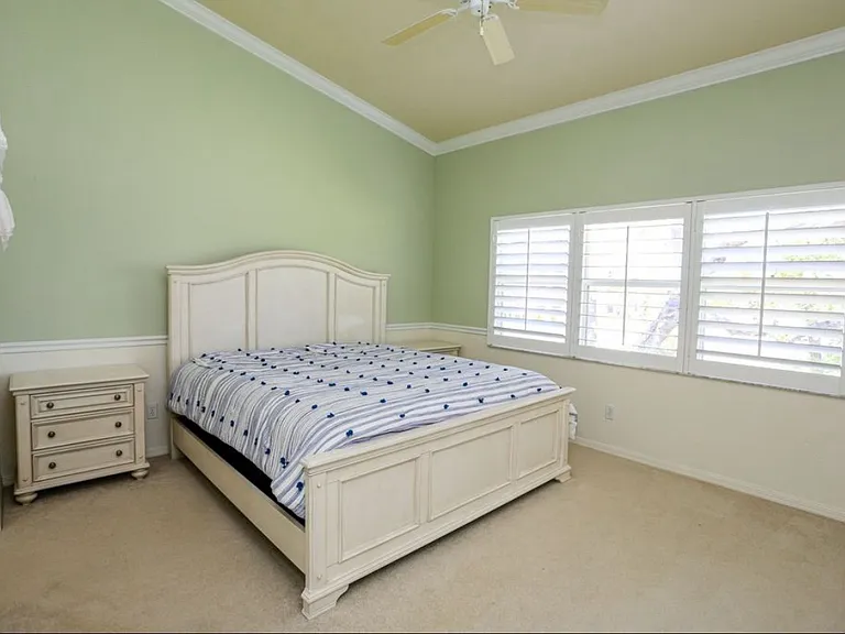 966 Woodshire Ln #204 — Photo 11