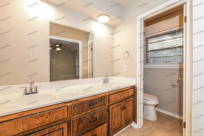 10912 Bel Air Pl — Photo 9