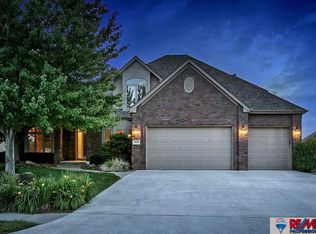 7428 N 118th Cir, Omaha, NE 68142