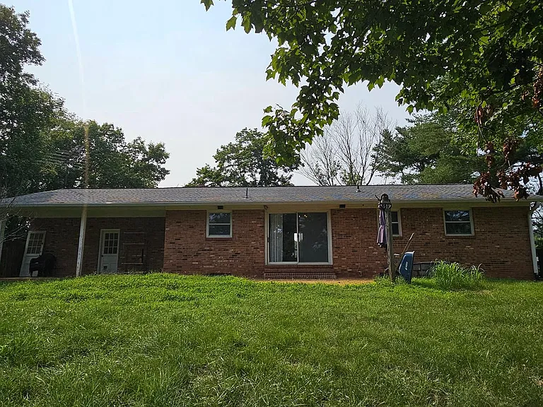 10109 Lees Mill Rd — Photo 27