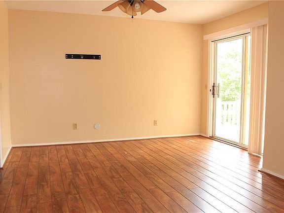 5th image of 7 Nantucket Dr