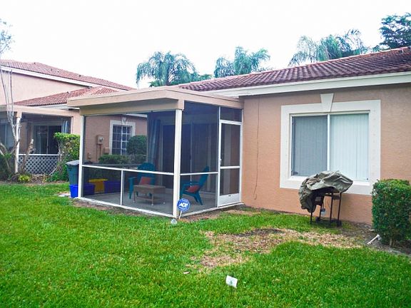 5th image of 9817 Kamena Cir