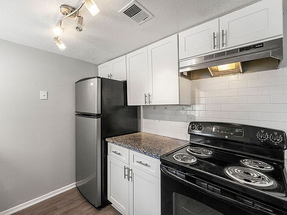 4th image of 3555 Lawrenceville Hwy #D-03