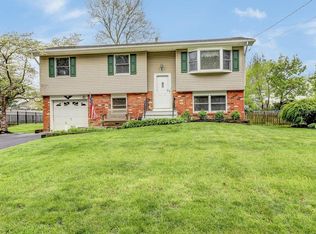 594 Vaughn Ave, Toms River, NJ