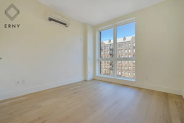 Rented by ERNY LLC | media 32