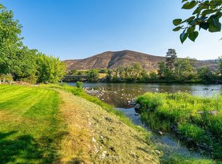 3797 McKee Ln, Monitor, WA 98836