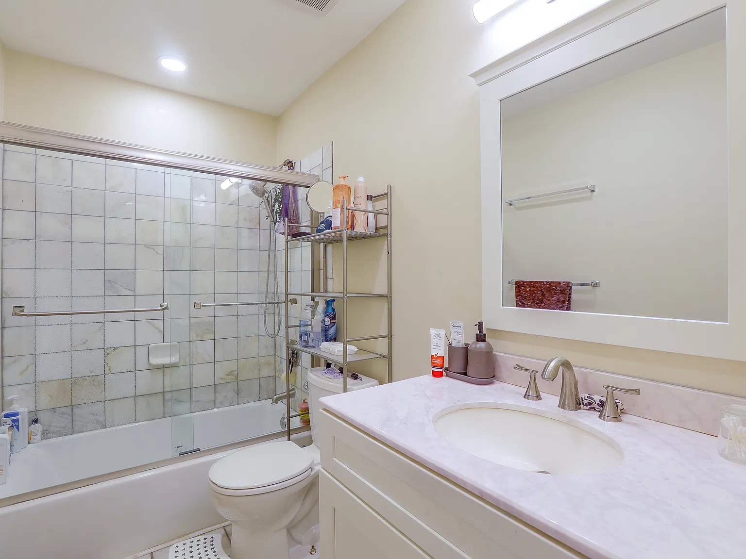3 bed, 1662 sqft, $3,400 — Photo 4