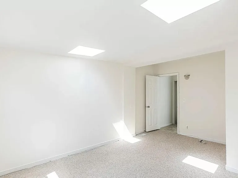314 Otterbein St — Photo 12