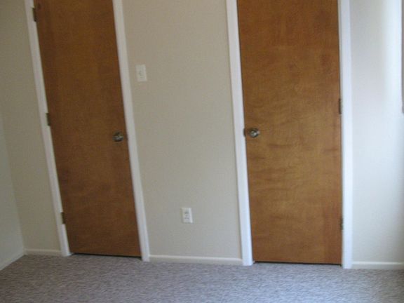 Double closet BR 1 BEDROOM 2 - 2 DOOR DOUBLE CLOSET