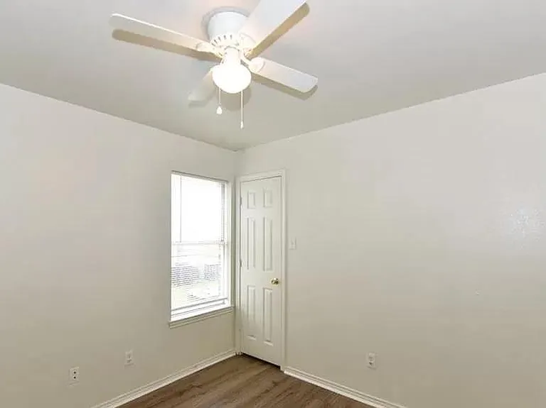 3309 Toledo Dr #D — Photo 5