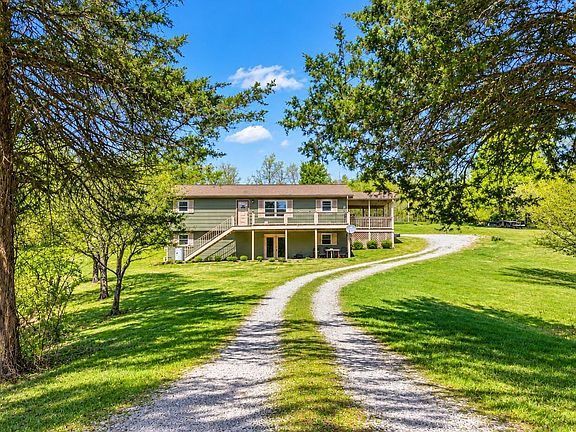 3rd image of 2086 Hickory Valley Rd