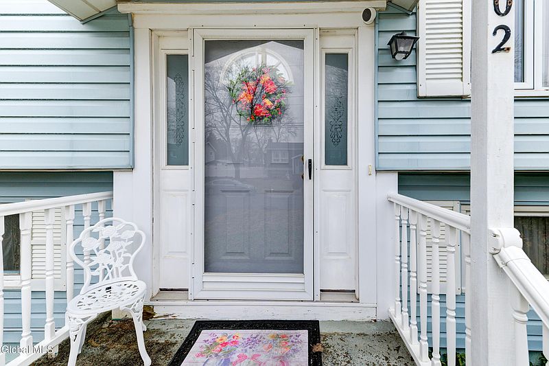 3rd image of 102 Rapple Drive