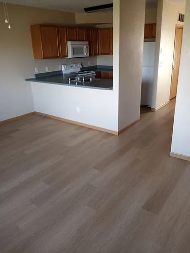 Oak Street Town Homes Photo 1