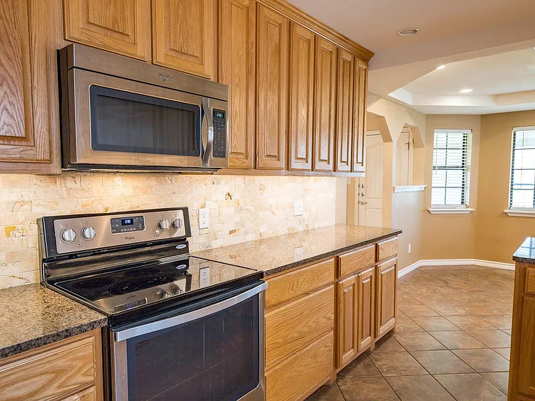 4808 Mount Everest Dr — Photo 15