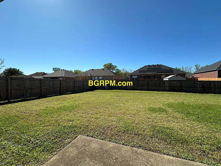 1901 Reveille Cir — Photo 12
