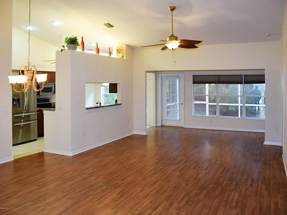 3rd image of 18019 Tarrington Pl