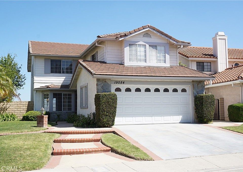 1st image of 19584 Shadow Glen Cir