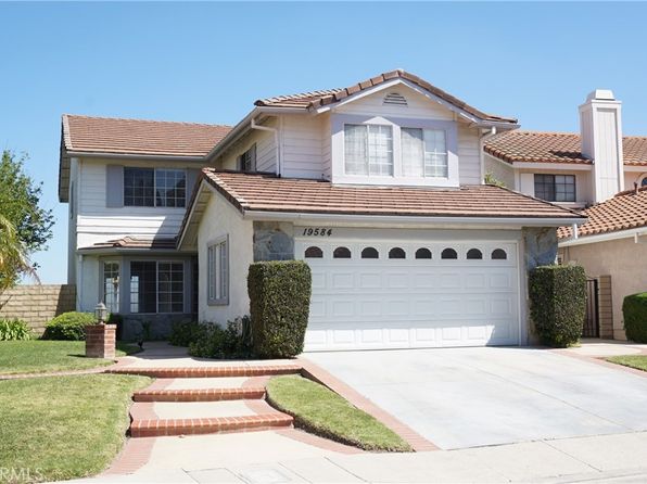 19584 Shadow Glen Cir