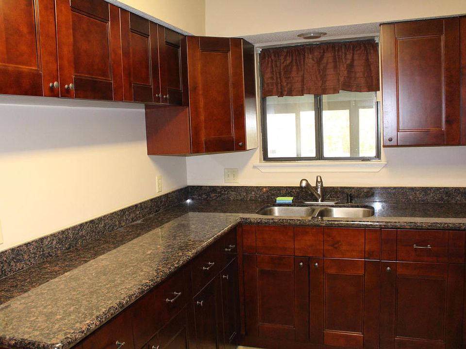 1st image of 2702 Wood Hill Dr