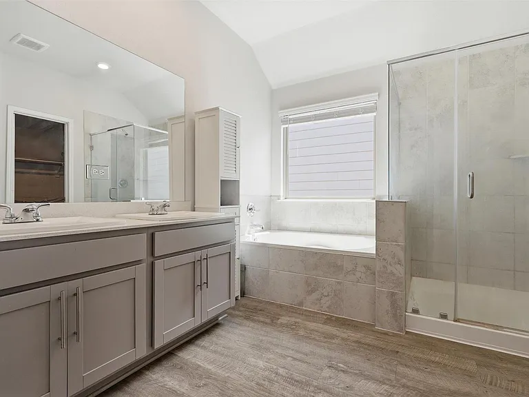 4429 Ibiza Ln — Photo 11