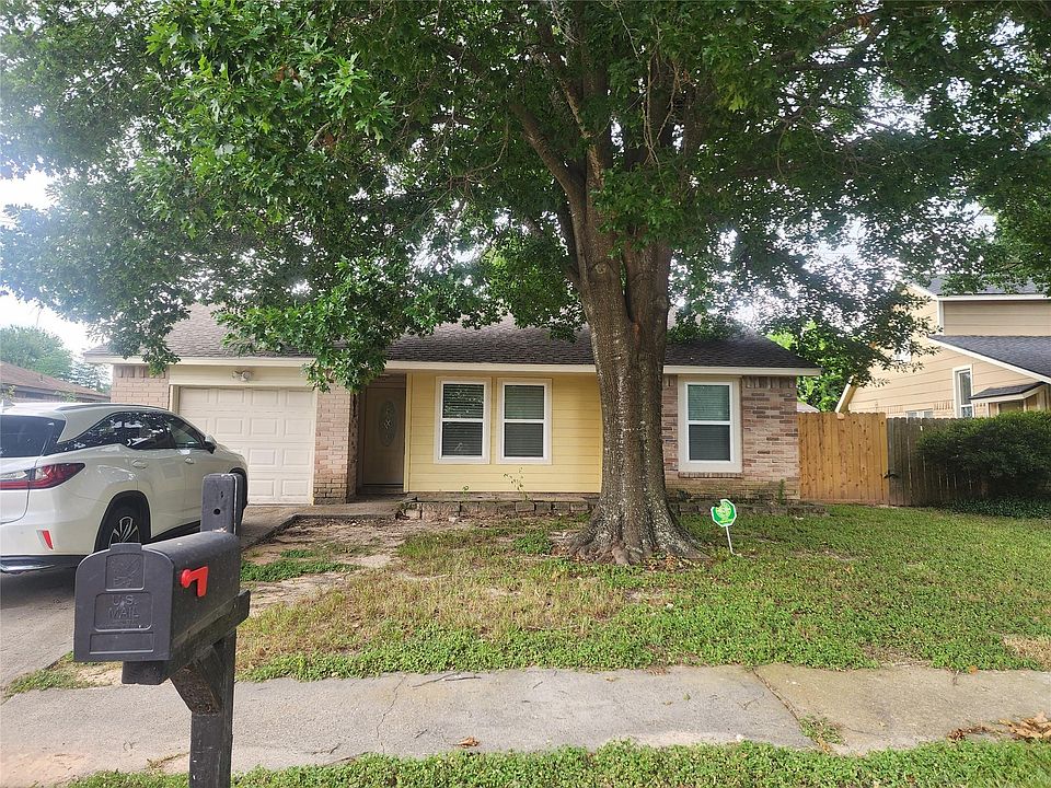 1st image of 10115 Mill Shadow Dr