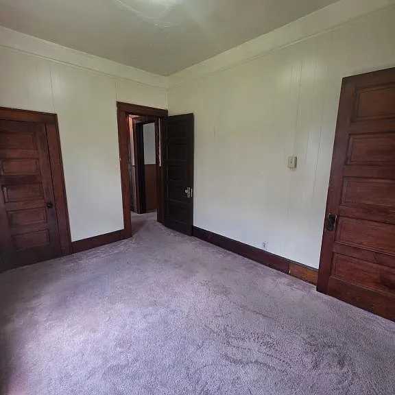 1027 S Bell St — Photo 9