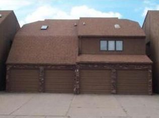 3944 Partridge Cir, Bettendorf, IA 52722