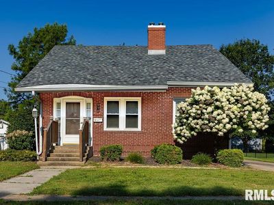 916 Florence Ave, Galesburg, IL, 61401