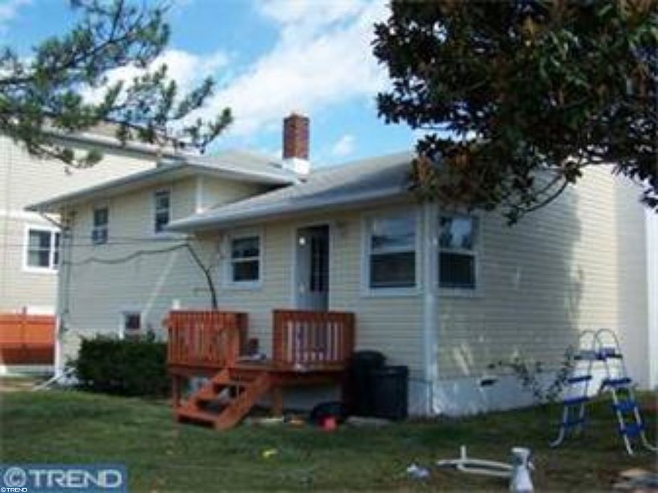 2nd image of 300 29th St S