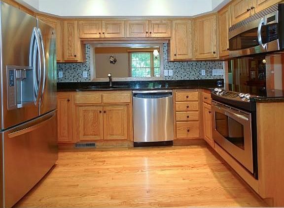 5th image of 214 Maryknoll Dr