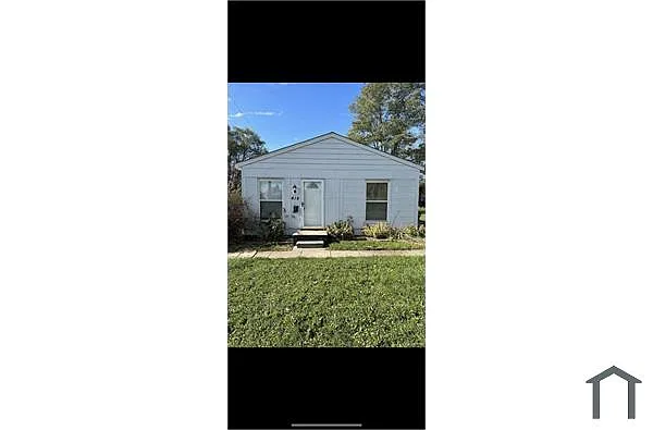 418 Franklin Rd photo 1