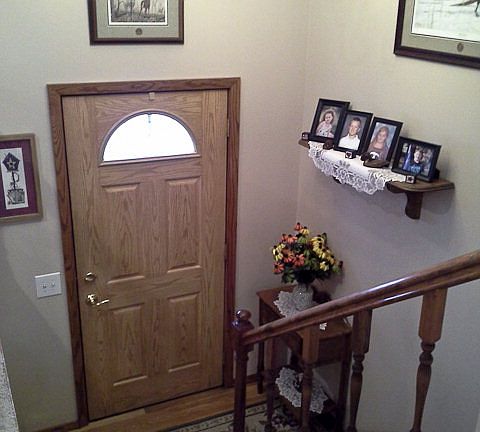 4th image of 2403 W Phoenix Ave